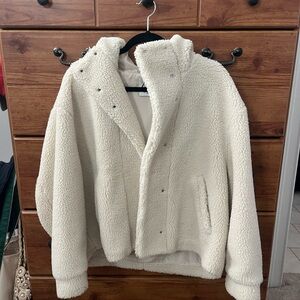 Women's ZARA Cream Sherpa Jacket